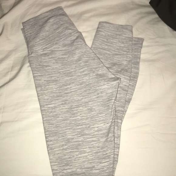lululemon athletica Pants - Lululemon wunder unders high rise